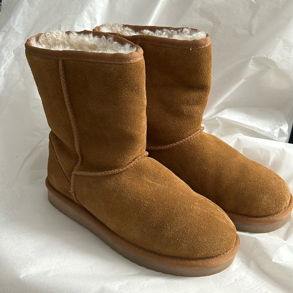 Koolaburra by UGG 1017090 Chestnut US 7 Women's Koola Short Suede Boots EUC